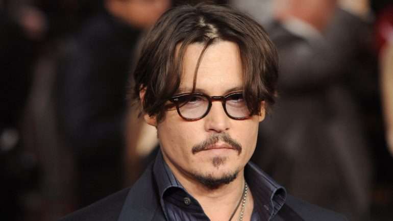 ohnny Depp vai ser uma das personagens principais do segundo filme e vai contracenar com o ator Eddie Redmayne, conhecido por interpretar o papel do físico Stephen Hawking, em "A Teoria de Tudo"