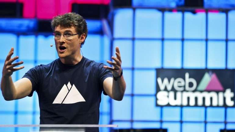 Em 2016 um dos infames momentos do Web Summit foi a tentativa falhada de Paddy Cosgrave de mostrar um vídeo em stream quando estava em palco
