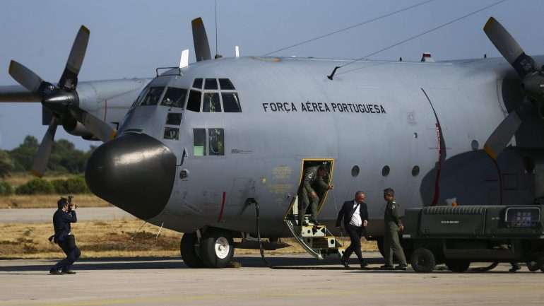 Nas decisões de aquisição de aeronaves pela FAP vão pesar a capacidade de combate a incêndios florestais