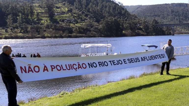 No ano passado foram abertos 127 autos de notícia no rio Tejo