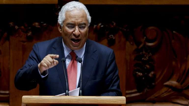 Costa diz que 2017 pode ser olhado com tranquilidade e confiança