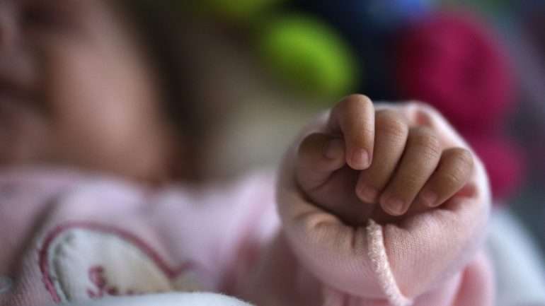 Onde se evidencia maior atraso é nos subsídios parentais alargados, ou seja, de três meses