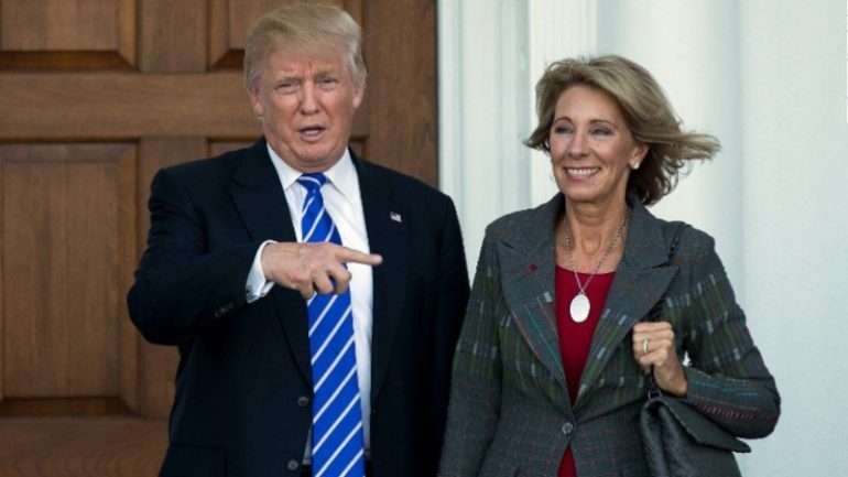 Trump considera-a "uma brilhante e apaixonada defensora da educação"