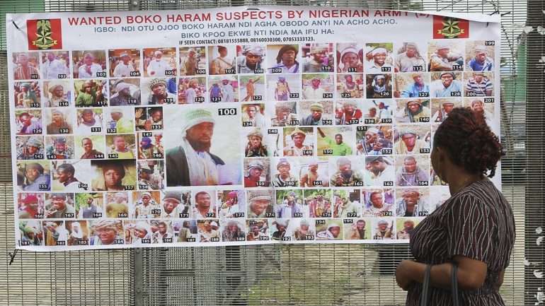 Mais de 21 mil refugiados que escaparam aos ataques do Boko Haram vivem há meses com a ajuda de famílias muito pobres