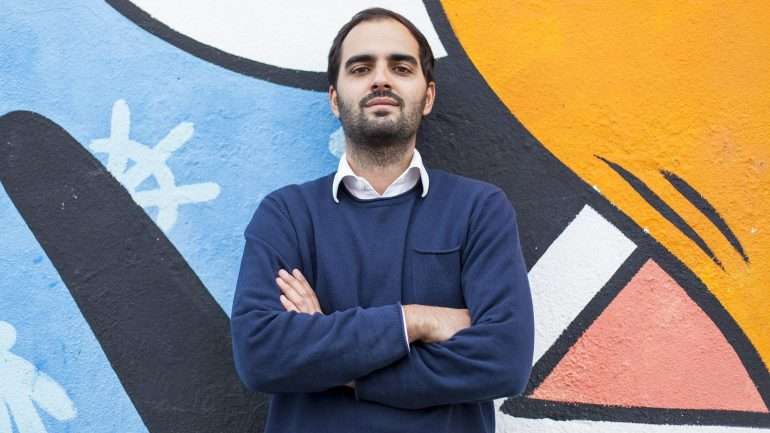 André Costa tem 27 anos e é o responsável pelo mercado português