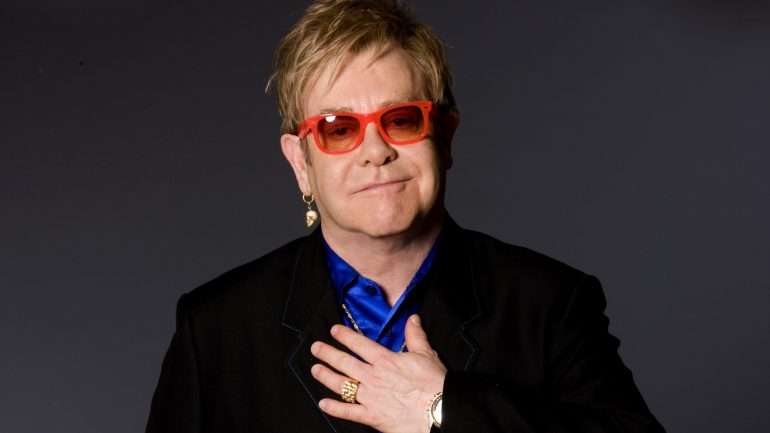 Elton John regressa a Portugal para um concerto no Meo Arena no domingo