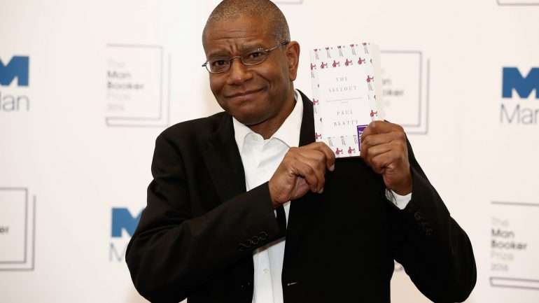 O norte-americano Paul Beatty venceu o Man Booker Prize com o romance "The Sellout"