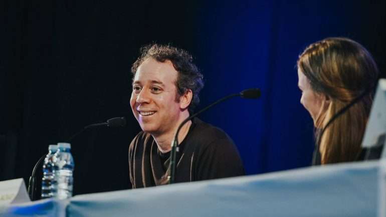 "Gostava que o Stuart encontrasse o amor", admitiu Kevin Sussman
