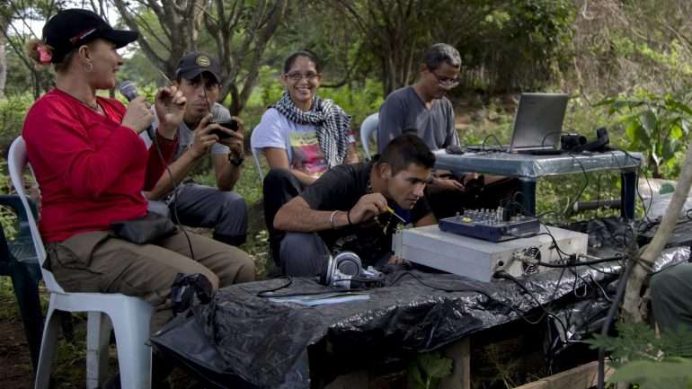 O projeto de amnistia prevê o perdão de todos os membros das FARC, exceto os que tenham cometido crimes graves