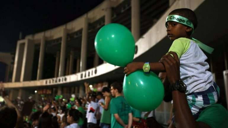 As homenagens aconteceram antes do jogo e no intervalo do 13.º Jogo das Estrelas