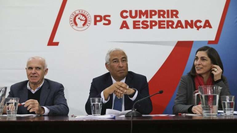 Esta opinião foi transmitida por António Costa na reunião da Comissão Nacional do PS, após uma pergunta formulada pelo dirigente da UGT, José Abraão