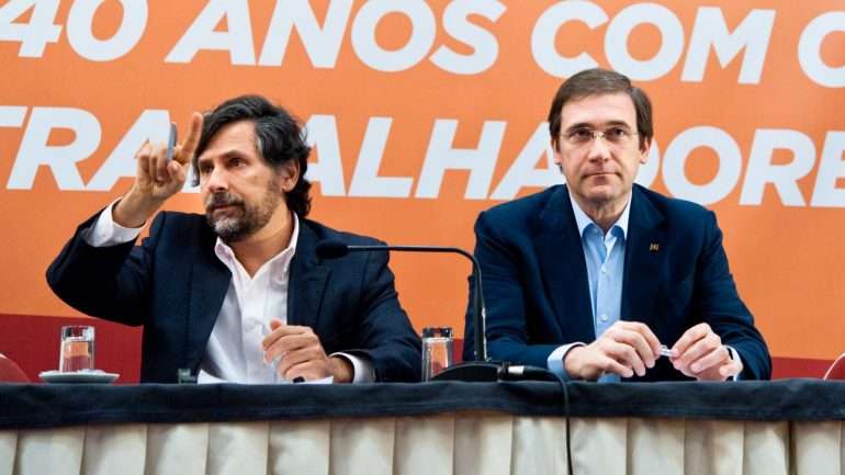 Pedro Roque (à esquerda) com Passos Coelho