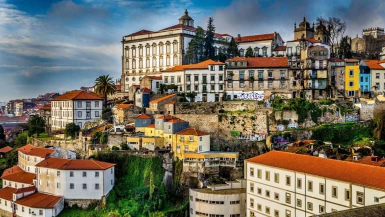 O Centro Histórico é Património da Unesco desde 1996.