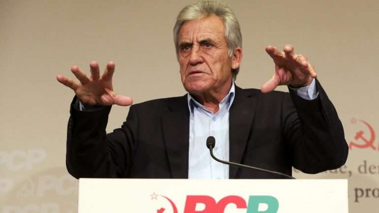 "A venda do Novo Banco constituirá, a concretizar-se, uma decisão contrária ao interesse nacional"