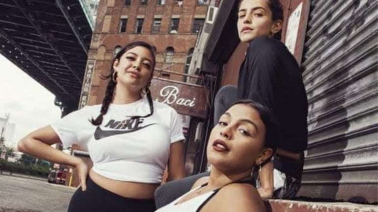 Modelos, duas delas com medidas XL, protagonizam a campanha da Nike desta nova linha