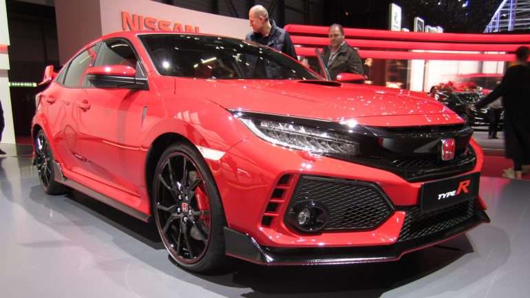 Pris Type R Type R. Encanto, potência, e em Julho em Portugal – Observador