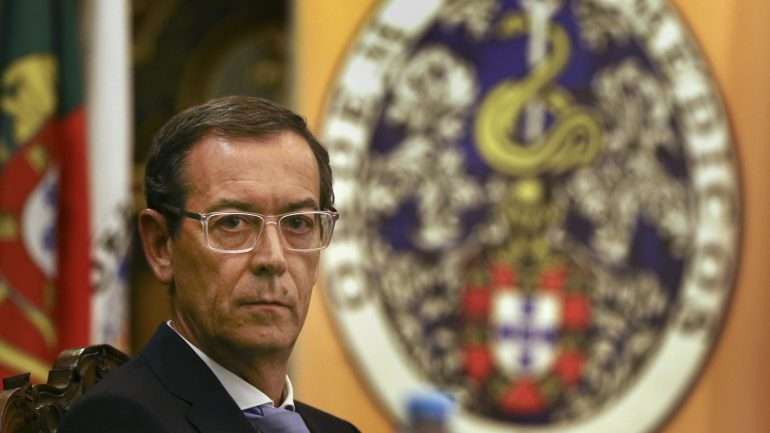 Para Miguel Guimarães, atual bastonário da Ordem dos Médicos, "estão criadas as condições para que um pai possa estar presente em qualquer operação"