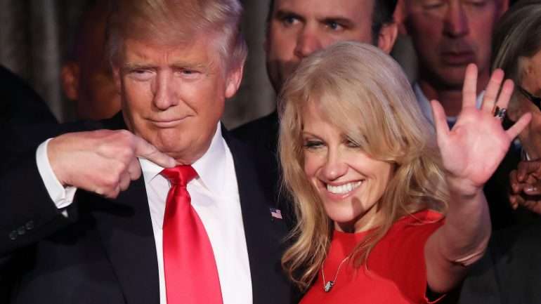 "She's the one", parece dizer Donald Trump: conselheira continua a ser notícia nem sempre pelas melhores razões
