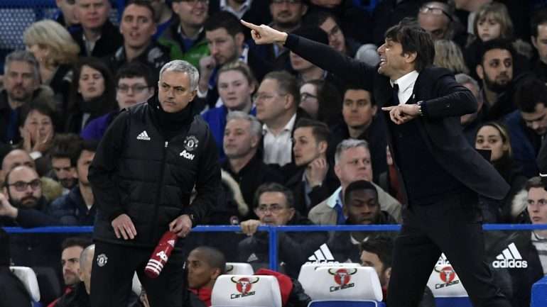 Antonio Conte e José Mourinho já não tinham ficado muito amigos no jogo do campeonato, que o Chelsea também ganhou