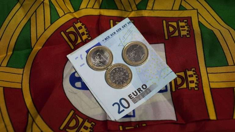 A taxa bruta de remuneração dos títulos é inferior às operações anteriores com condições semelhantes