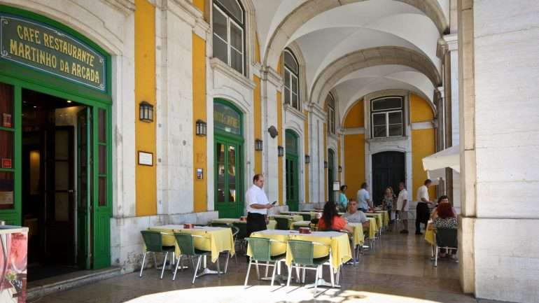 O Martinho da Arcada, no Terreiro do Paço, foi inaugurado a 7 de janeiro de 1782