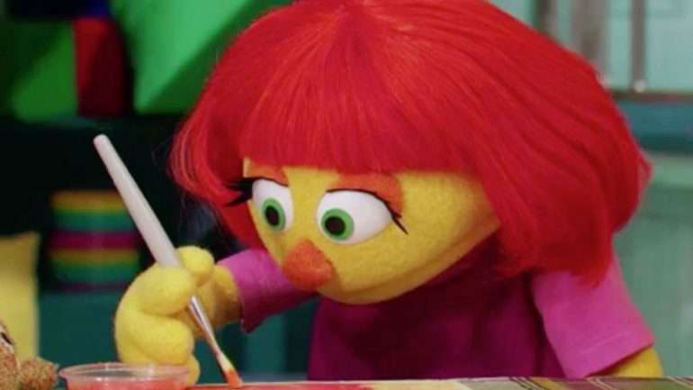 A imagem da boneca já surgiu há cerca de dois anos, em 2015, altura em que começou a integrar as ilustrações digitais e impressas da série infantil