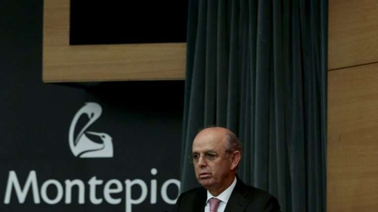 "Vieira da Silva sabe, desde janeiro, que Tomás Correia, presidente da mútua, foi constituído arguido", diz o PSD
