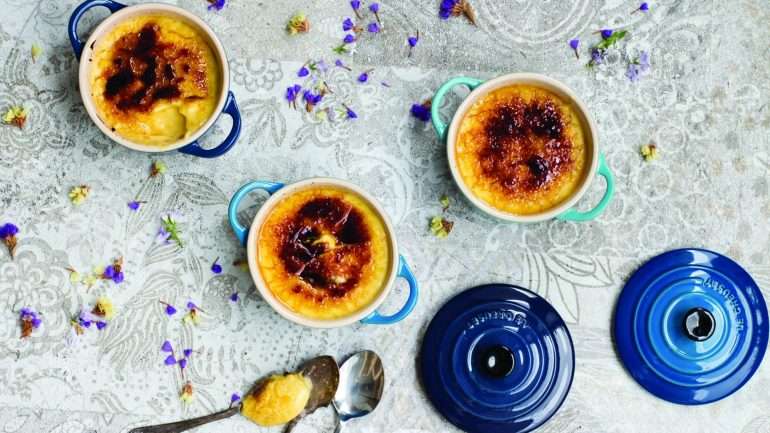 Esta é uma das receitas do livro “12 ingredientes, 60 receitas para toda a família” de Maria João Clavel.