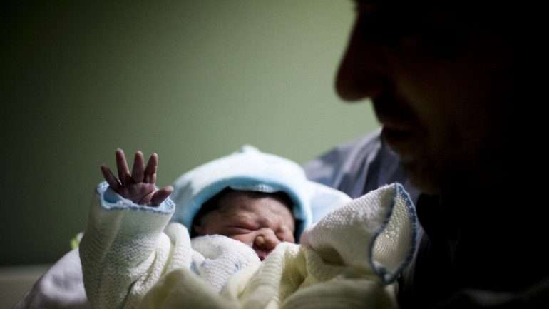 Protesto de zelo dos enfermeiros especialistas em obstetrícia arrancou a 3 de julho