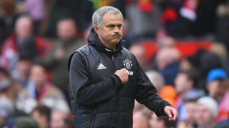 José Mourinho acredita que pode vencer Liga Europa no ano de estreia em Manchester