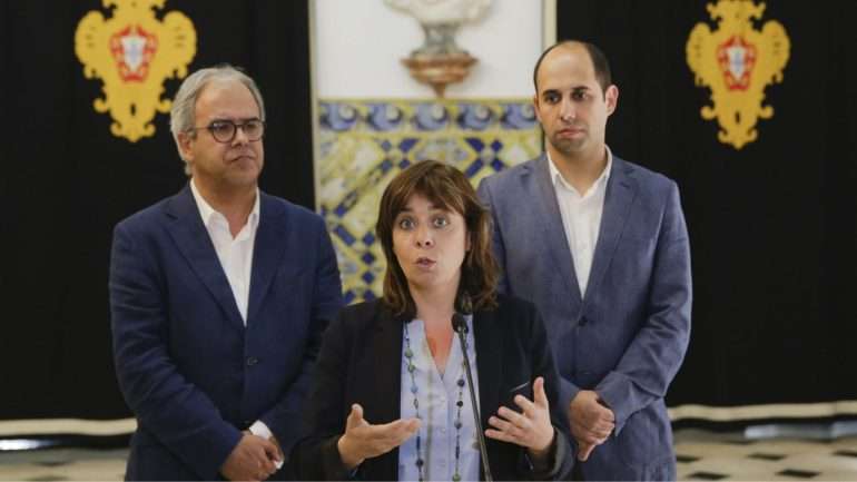 Catarina Martins disse ter transmitido a Marcelo o compromisso do partido com a posição conjunta assinada com o PS