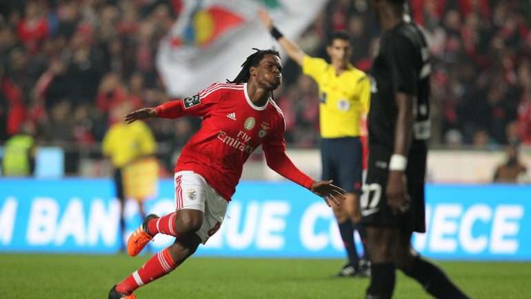 Golo de Renato Sanches à Académica foi um dos melhores da Liga: menos de um ano depois da estreia, saiu para o Bayern