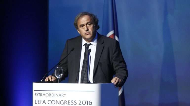 Platini, de 61 anos, foi suspenso por oito anos pelo Comité de Ética da FIFA