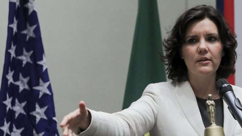 A líder do CDS-PP reagiu assim à manutenção do nível de notação pela DBRS em 'BBB' (baixo)