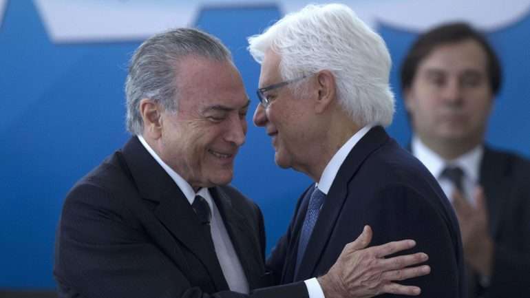 As investigações têm como base os depoimentos de 77 antigos executivos da Odebrecht