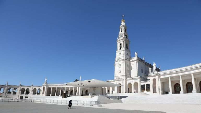 A secretária de Estado do Turismo salienta que este é um acordo que permite “transformar os Caminhos de Fátima num projeto nacional”.