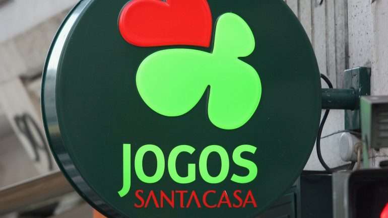 Já em fevereiro, a Santa Casa suspendeu as apostas no 'Placard' relativamente ao jogo também com o Feirense mas frente ao Rio Ave, uma situação que foi explicada com o grande afluxo de movimentos