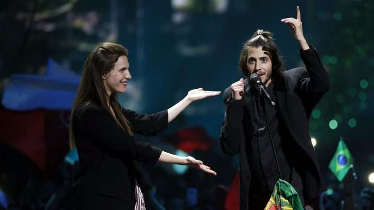 Salvador Sobral foi o primeiro português a ganhar a Eurovisão, com o tema "Amar pelos Dois"