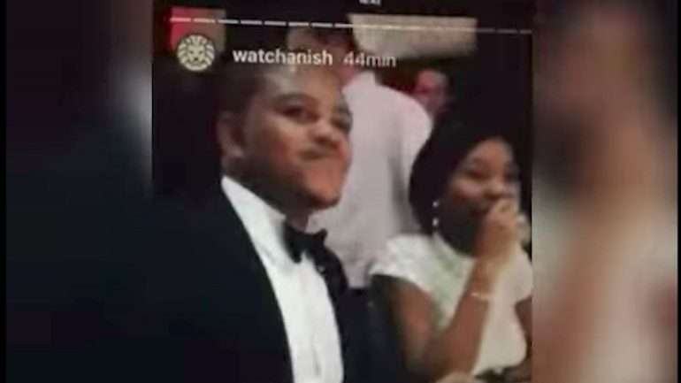 A compra foi feita no leilão da amfAR, uma ONG de combate à sida