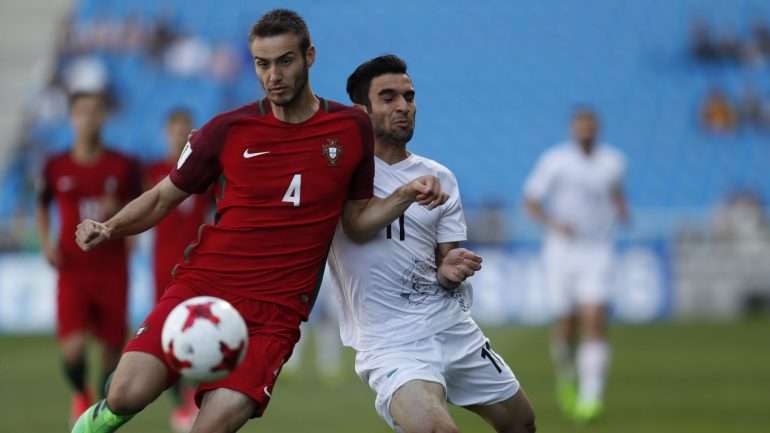 Portugal enfrentou muitas dificuldades na primeira parte mas conseguiu dar a volta ao jogo nos últimos 45 minutos