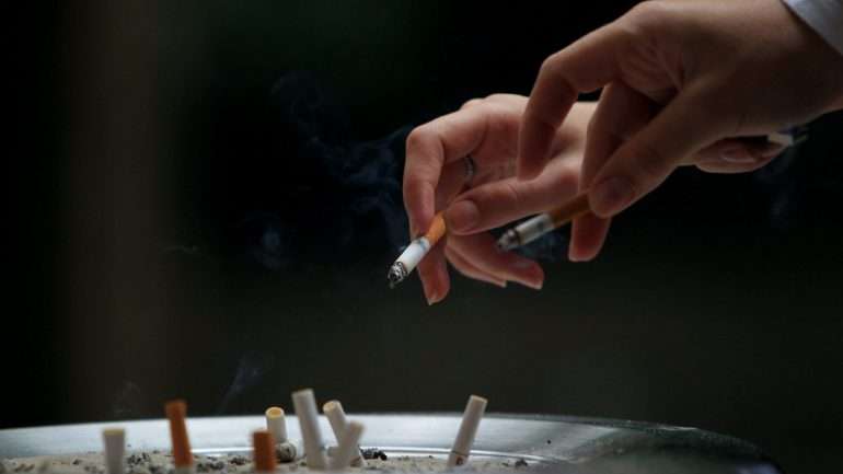 A Assembleia da República vota esta quinta-feira, com alterações, uma proposta de lei do Governo de alteração à lei do tabaco de 2007