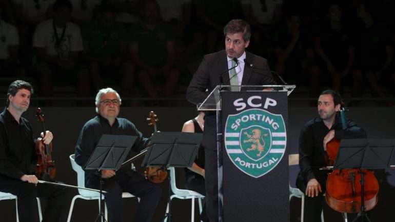 Bruno de Carvalho não deixou também passar em claro a recente polémica em torno de uma conversa 'em off' com jornalistas e que acabou por vir a público através de uma gravação áudio