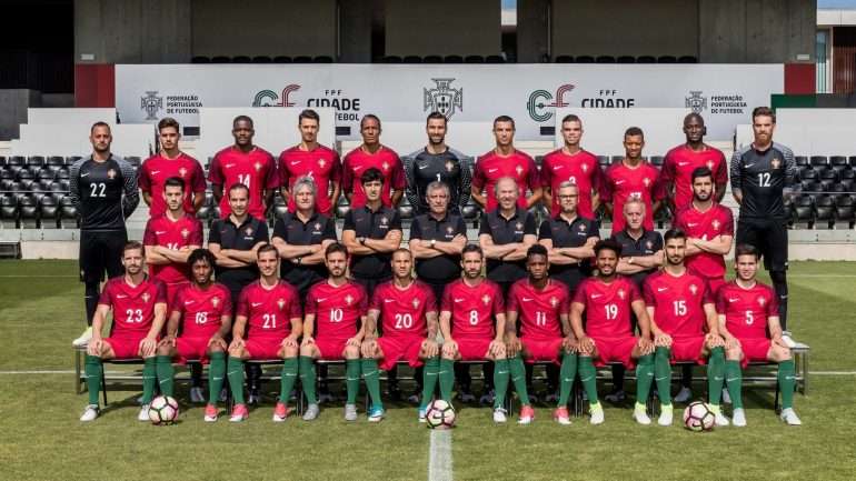 Além de Pepe, Fernando Santos também não vai contar com Raphaël Guerreiro