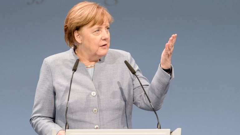 Desde 2001 que a união de facto entre pessoas do mesmo sexo é legal mas não o casamento. Angela Merkel pode ter dado um passo para a mudança