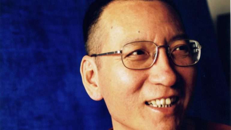 Liu Xiaobo foi libertado após lhe ter sido diagnosticado, no mês passado, um cancro no fígado em fase terminal