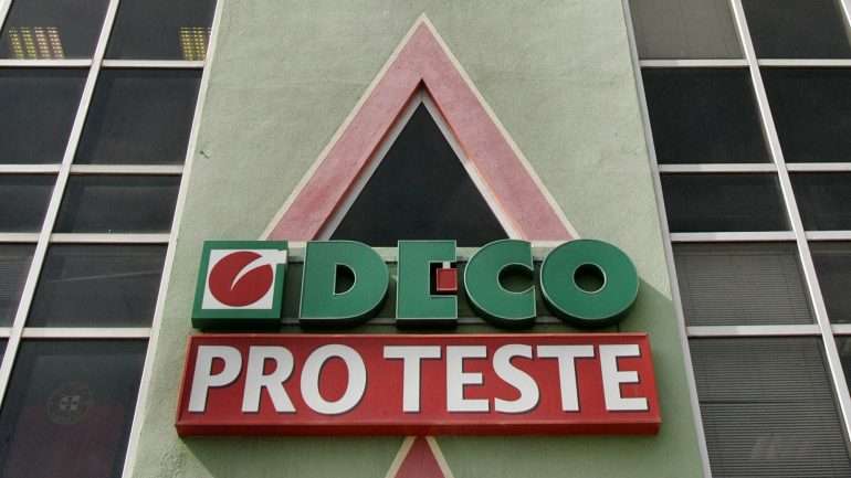 Num estudo sobre as tarifas da água, a DECO defende a separação do consumo de água da cobrança do tratamento de resíduos