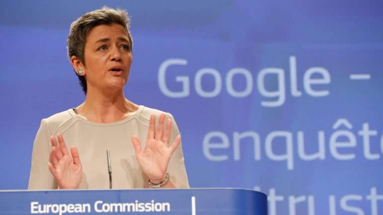 Além do caso da Google, a Comissão Europeia exigiu, no ano passado, que a Apple pagasse 13 mil milhões de euros em impostos atrasados ​​à Irlanda