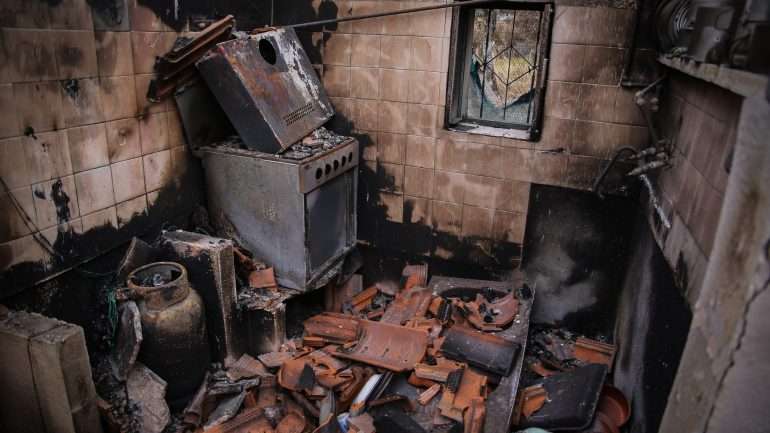 Das 491 casas destruídas, 169 eram primeiras habitações
