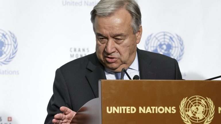 O secretário-geral da ONU evitou fazer apelos ao governo chinês sobre a situação da viúva do ativista