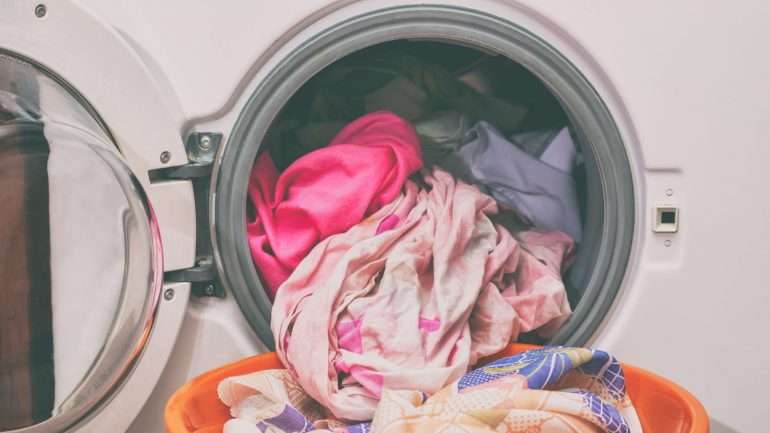A afirmação polémica surgiu em resposta a um comentário de um jornalista sobre como os americanos acham estranho que os britânicos tenham as máquinas de lavar a roupa na cozinha.